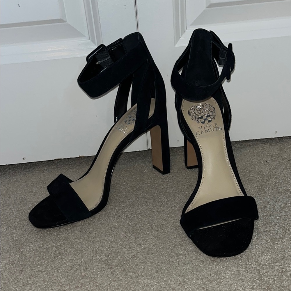 Vince Camuto Suede Sandals, Size 7.